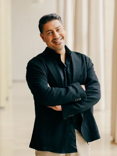 Porträt: Dovlet Nurgeldiyev